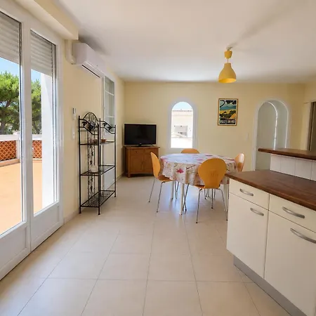 Apartman Lauriers Roses T3 Bord De